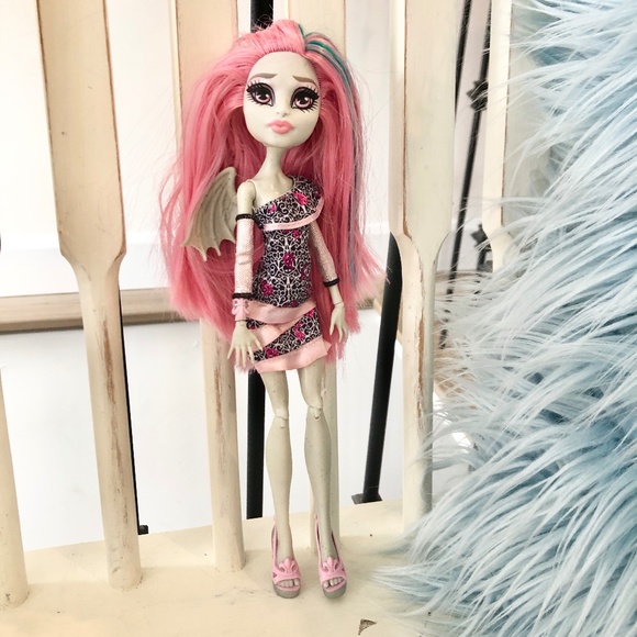 monster high Other - Monster High Doll, Rochelle Goyle, Ghouls Night Out Doll, Good Used Condition